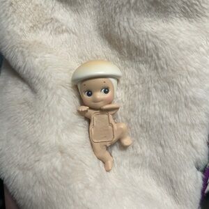 Sony Angel Hipper Harvest Collection: Mushroom